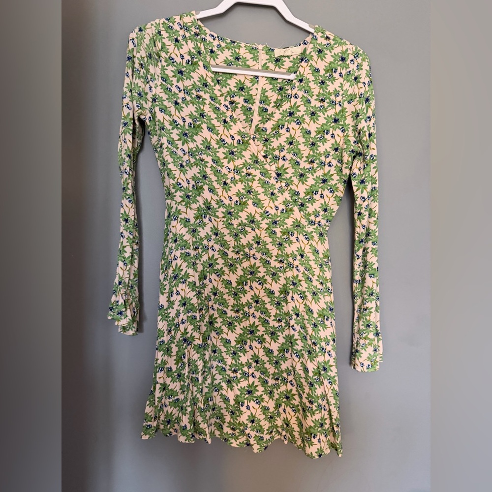 Chelsea & Violet Green and Cream Floral Dress
